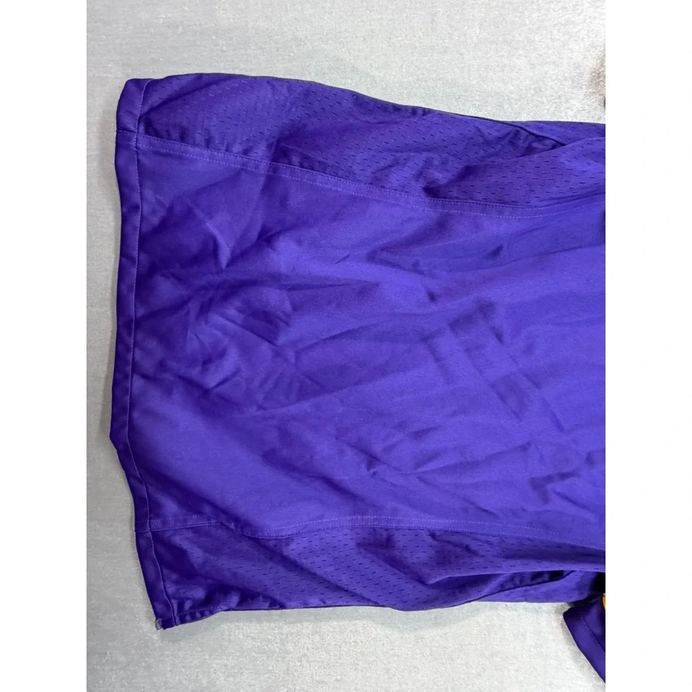 New Nike On Field Women Minnesota Vikings Size Med